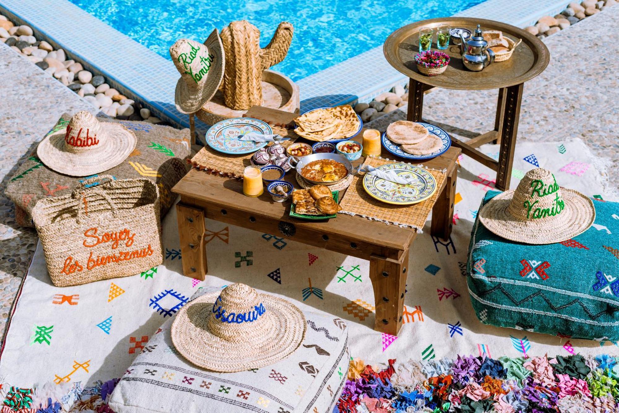 Riad Yanitri Piscine Chauffee As-Sawíra Exteriér fotografie