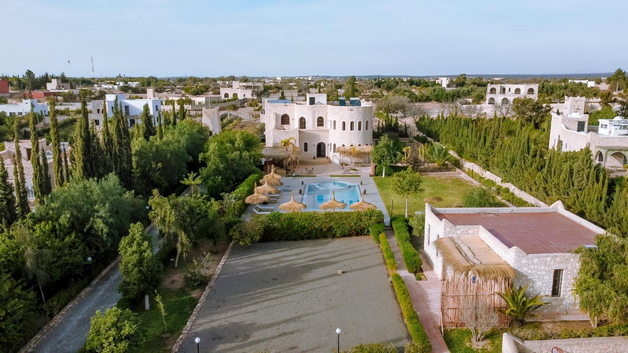 Riad Yanitri Piscine Chauffee As-Sawíra Exteriér fotografie