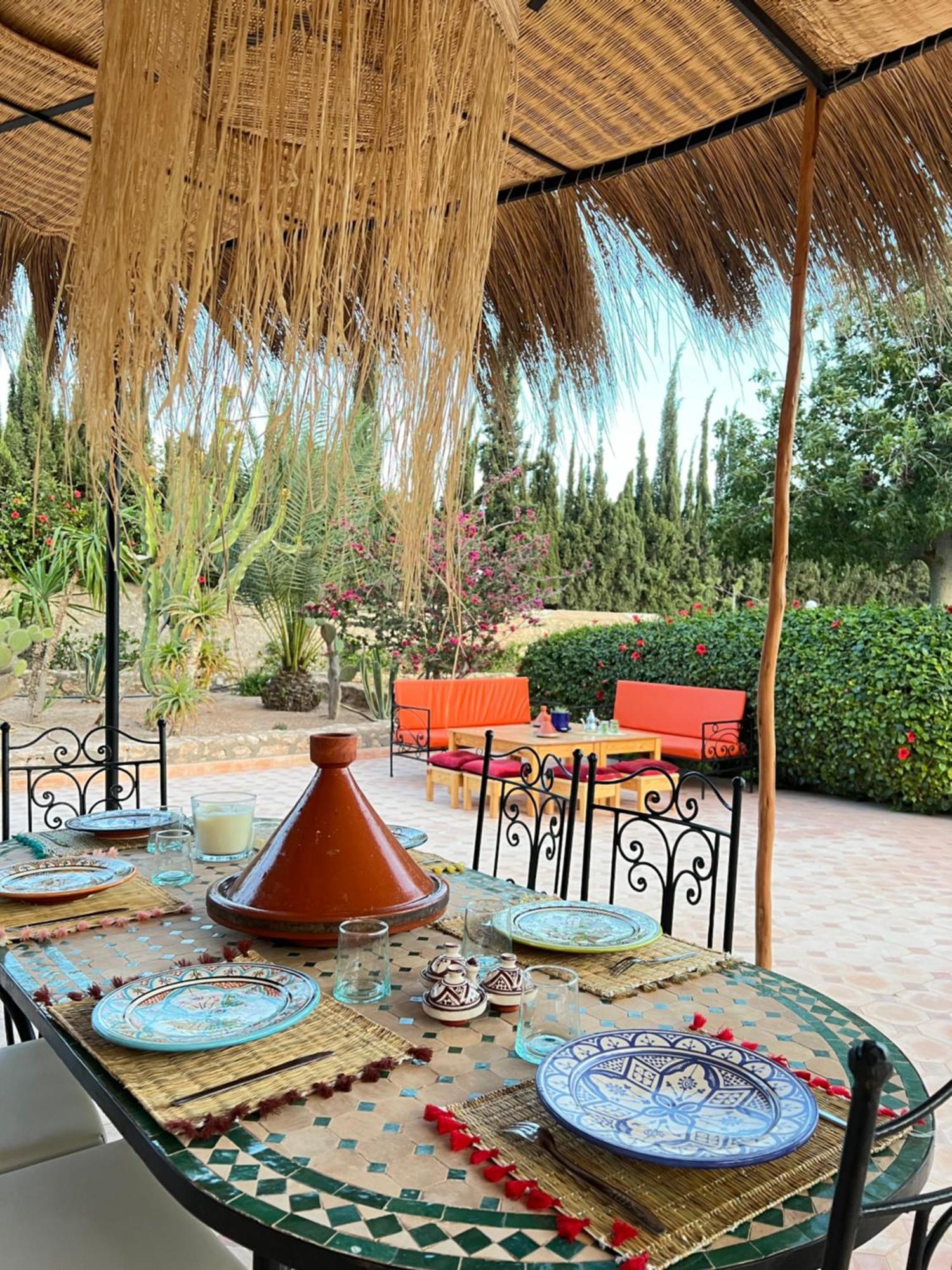 Riad Yanitri Piscine Chauffee As-Sawíra Exteriér fotografie