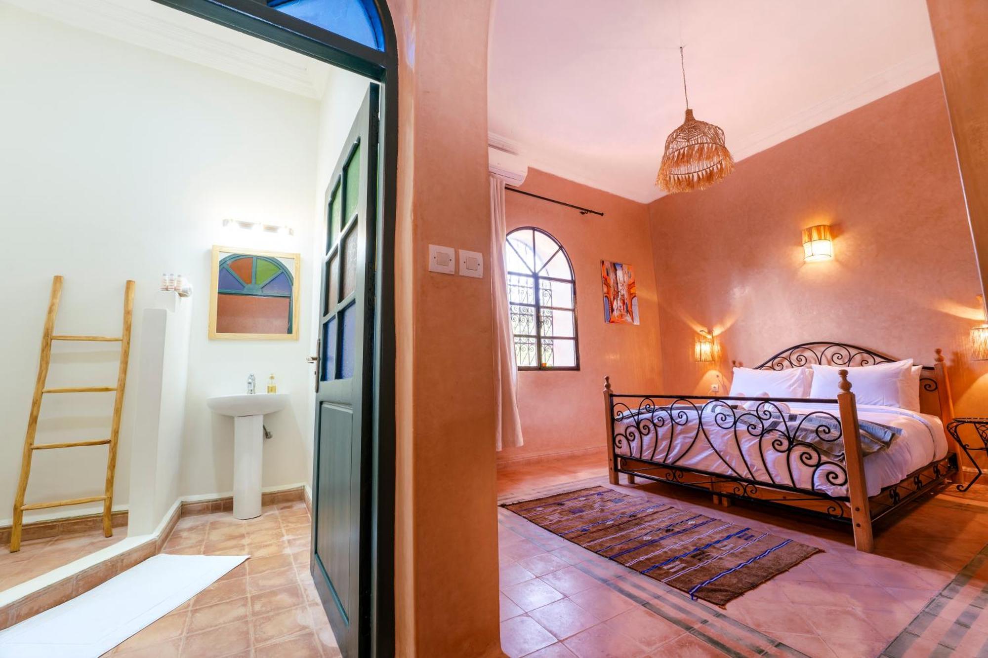 Riad Yanitri Piscine Chauffee As-Sawíra Exteriér fotografie