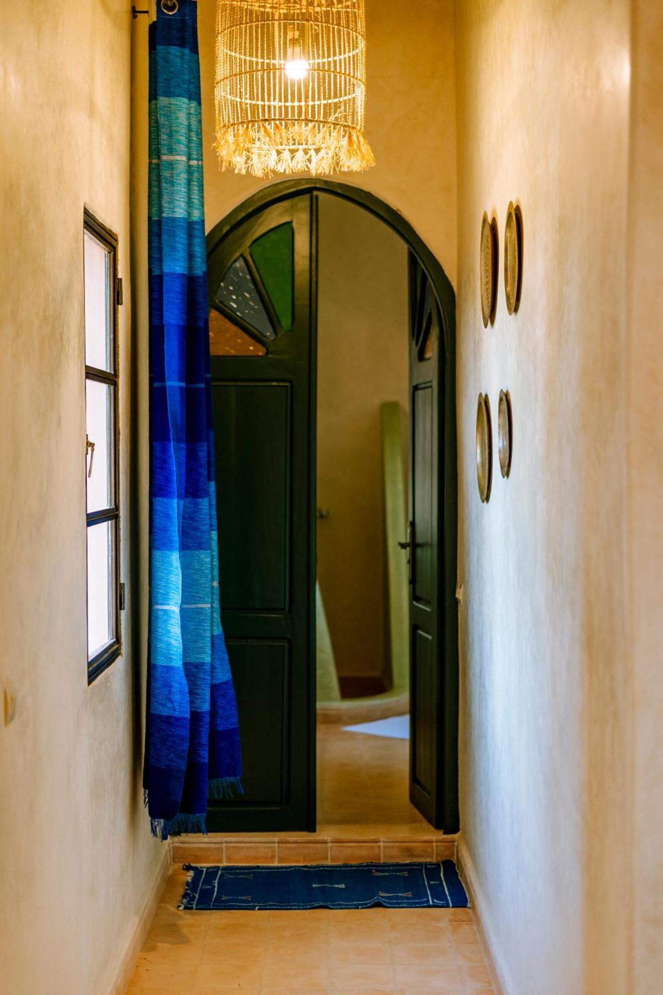 Riad Yanitri Piscine Chauffee As-Sawíra Exteriér fotografie